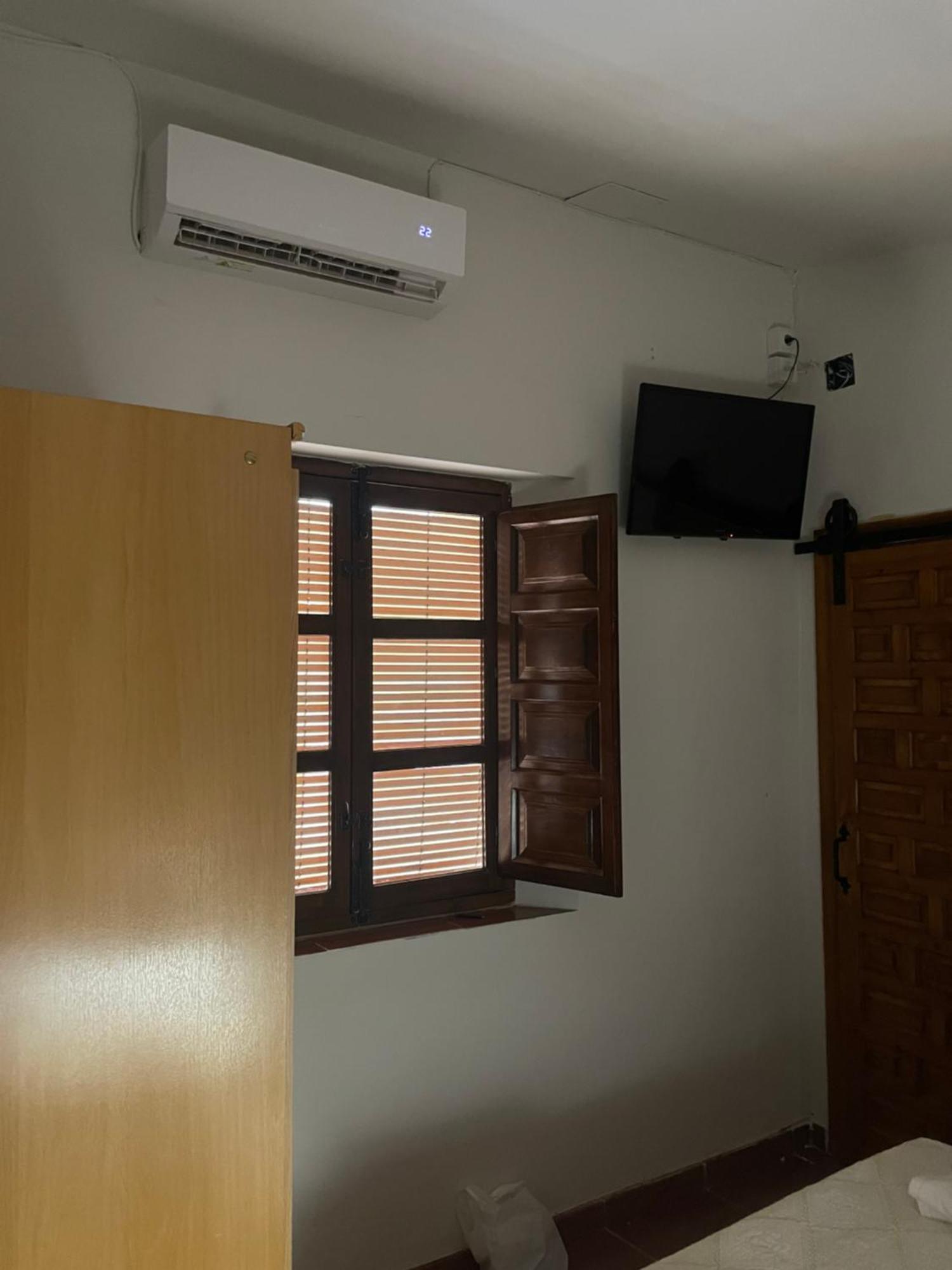 Homestay Palacete Magistral Dominguez *