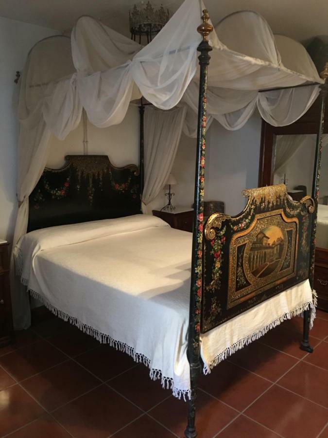 Palacete Magistral Dominguez Homestay *